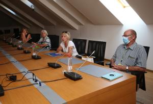 SPREJEM OCENJEVALNE KOMISIJE 02 FOTO LJUBO VUKELIČ